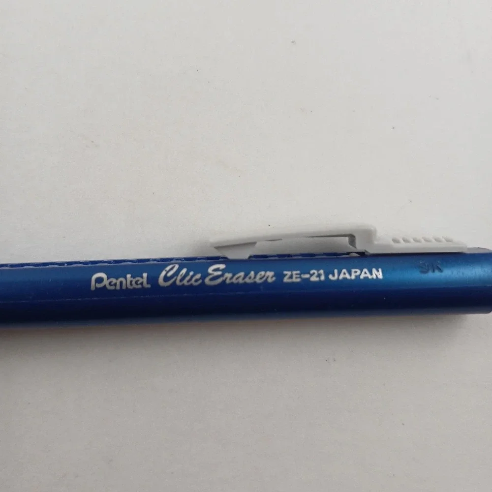 Vintage Pentel ZE-21 Clic Eraser Made In‎ Japan Blue